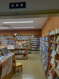 新しい本が仲間入りしたみたい