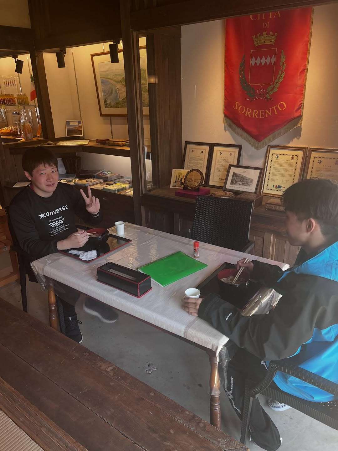 今日も元気に営業してるよ