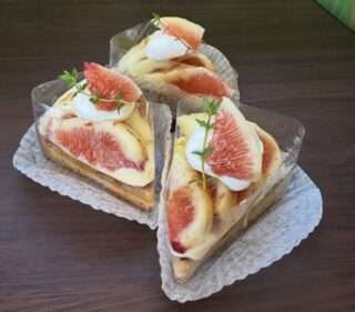ルグーダンタンでいちじくのタルトが始まったよ